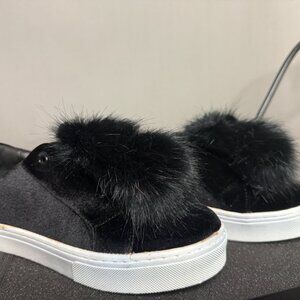 NEW SAM EDELMAN SUEDE SNEAKERS W FAUX FUR  size 7